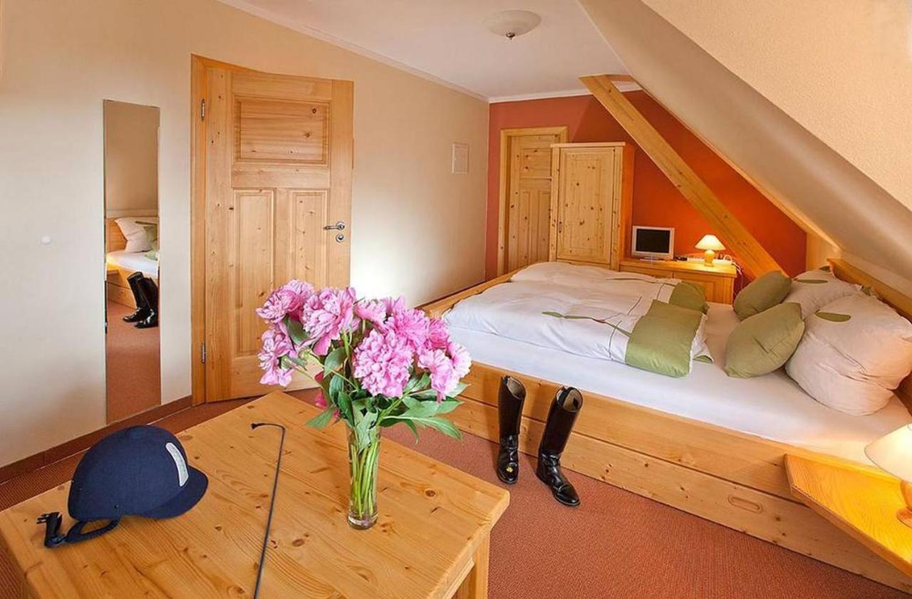Naturhotel Etzdorfer Hof Schoenburg Ngoại thất bức ảnh